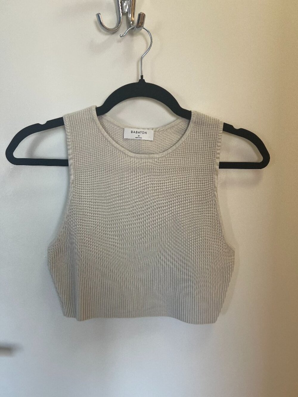 Babaton Sculpt Knit Racer/Muscle Cropped Tank